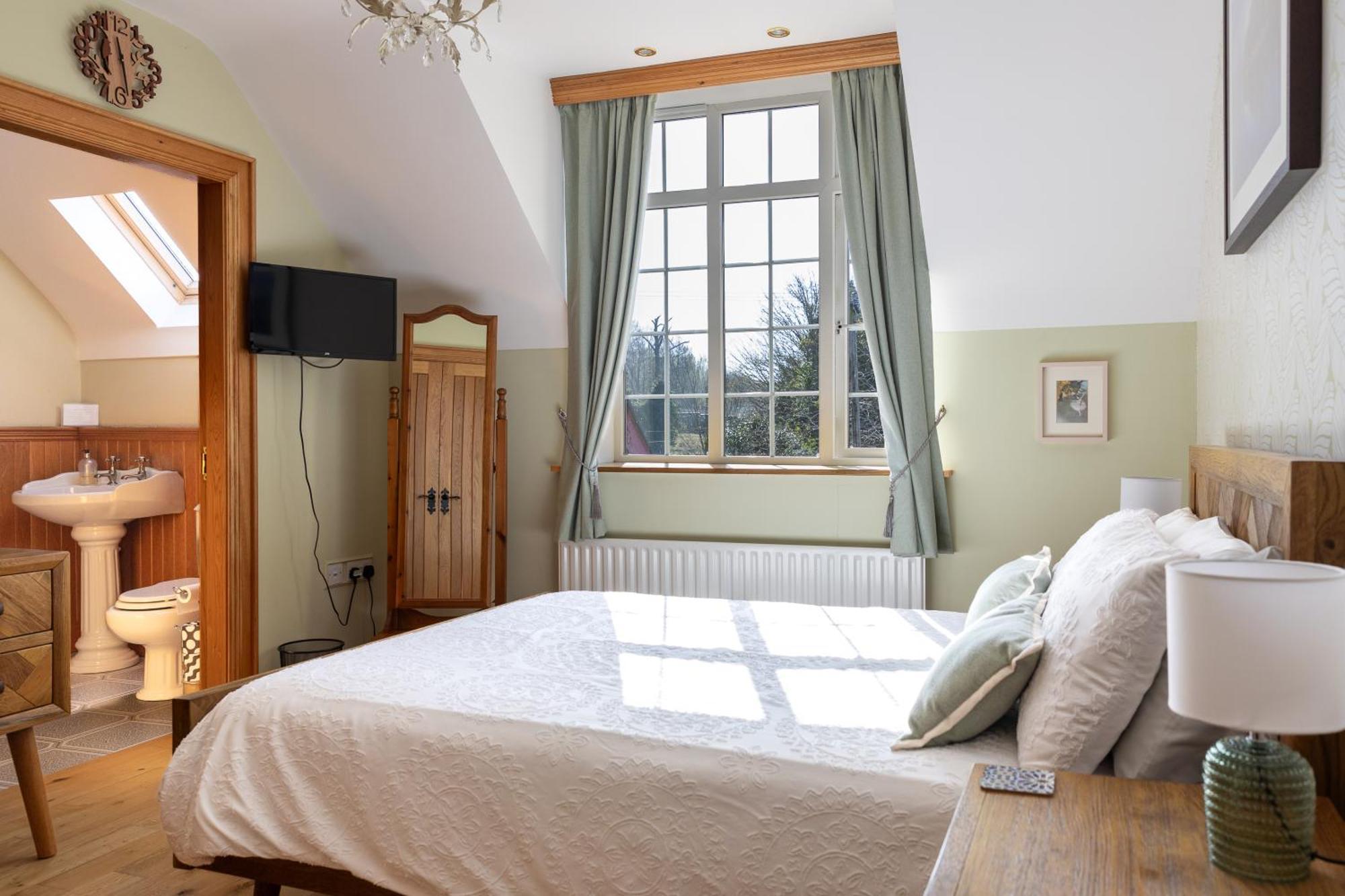 إيننيسكيلن Rossclare Lodge المظهر الخارجي الصورة
